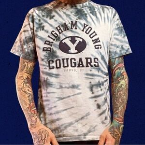 BYU Cougars custom ice dye ncaa college t shirt Russell athletics men’s L